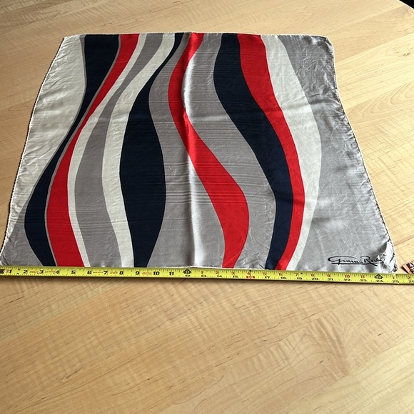 GIANNI REDA Vintage Silk Square Scarf Red, White & Blue - Picture 4 of 5